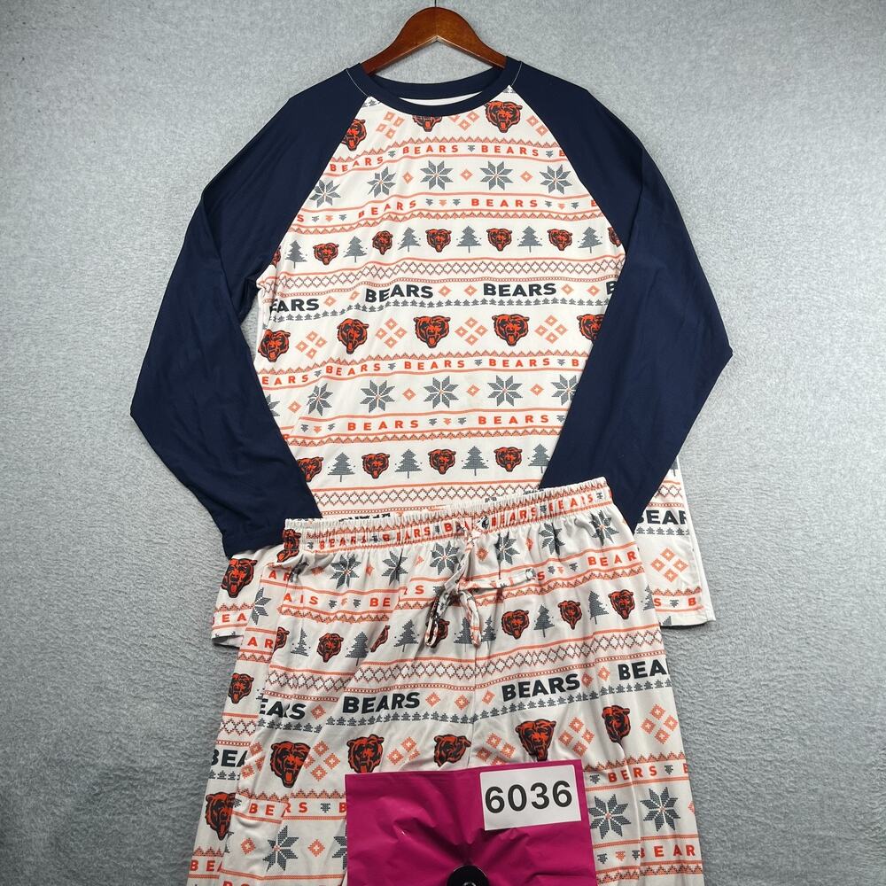 Chicago Bears Team Apparel Sleepwear Christmas Print Long Sleeve Large